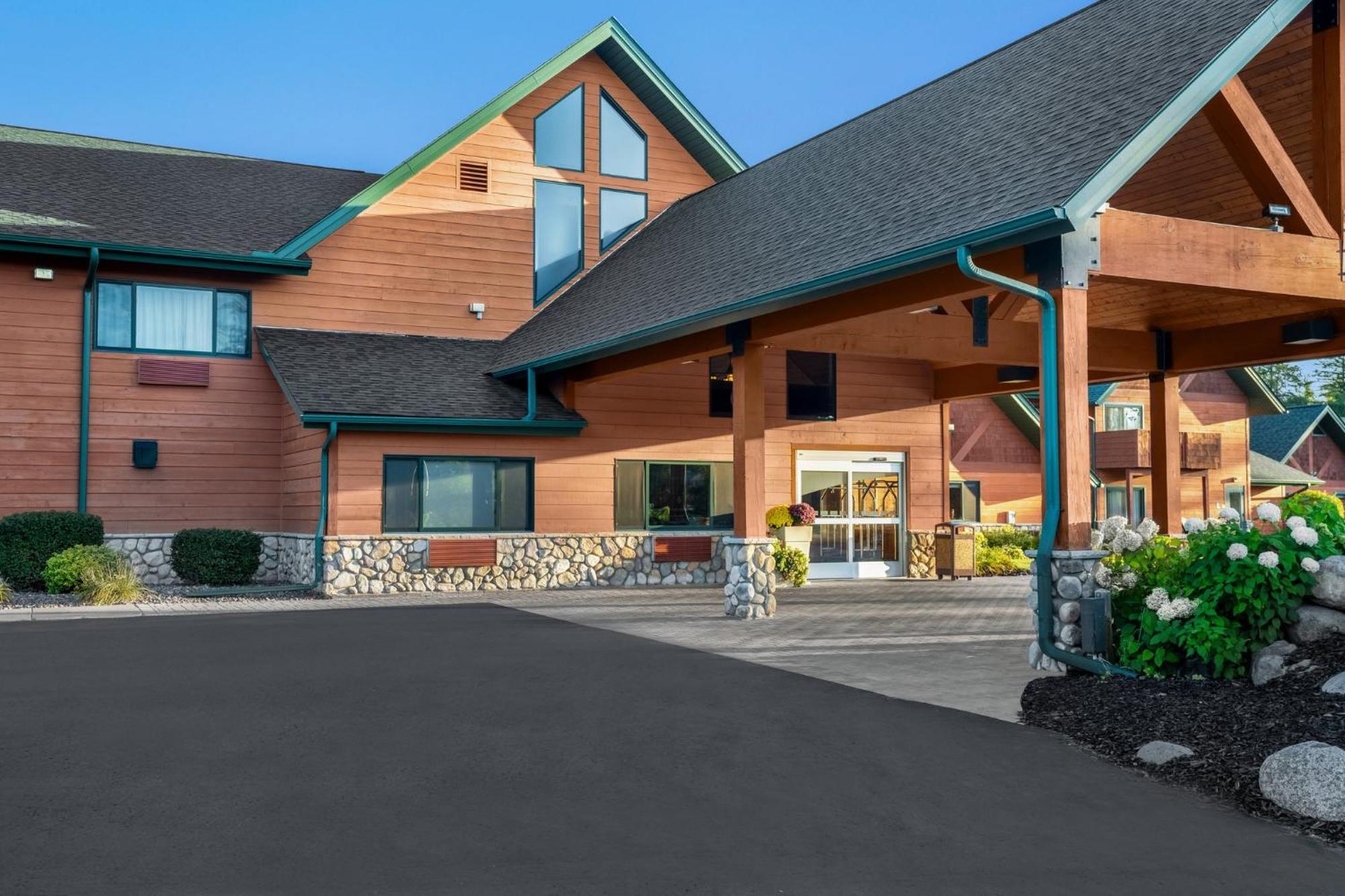 Holiday Inn Express & Suites Hayward By Ihg Exterior foto